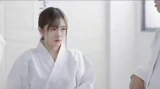 [鈴木みら乃]卒業○○電車 一輌目 思い出の○リ巨乳教師は狙われている